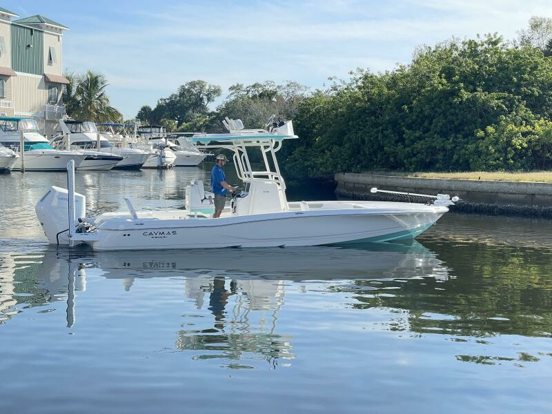 2023 Caymas 28HB