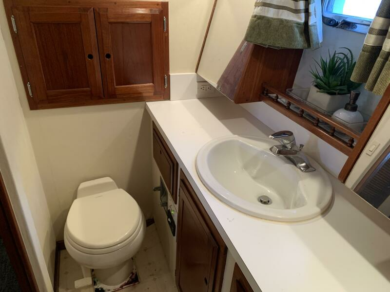 48ft Meridian Yacht For Sale