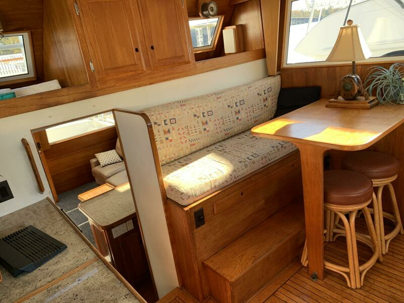 48ft Meridian Yacht For Sale