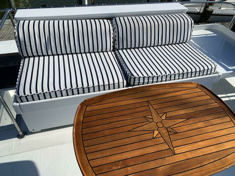 48ft Meridian Yacht For Sale