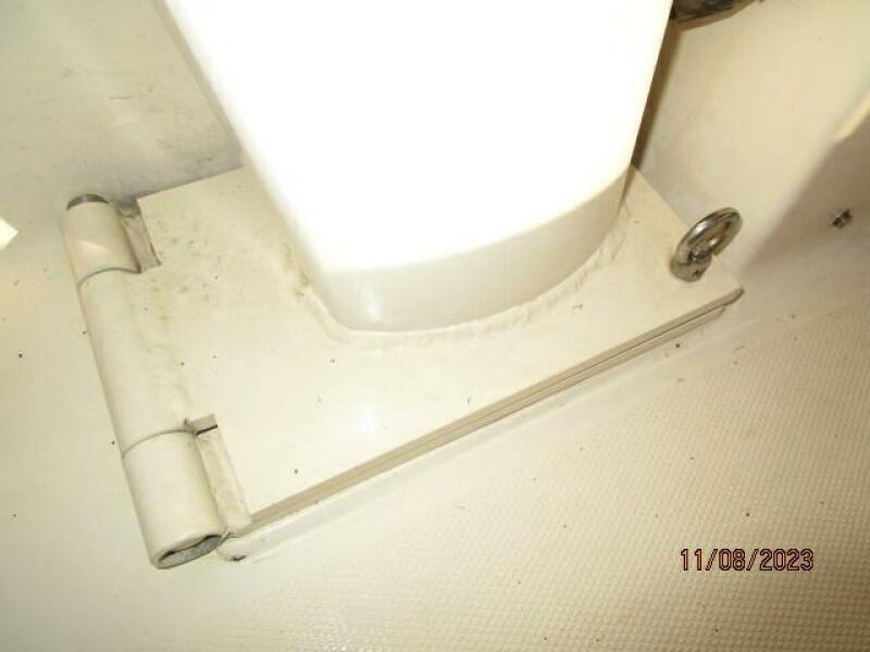 40' Mainship mast base hinge