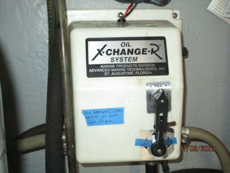 40' Mainship oil change system