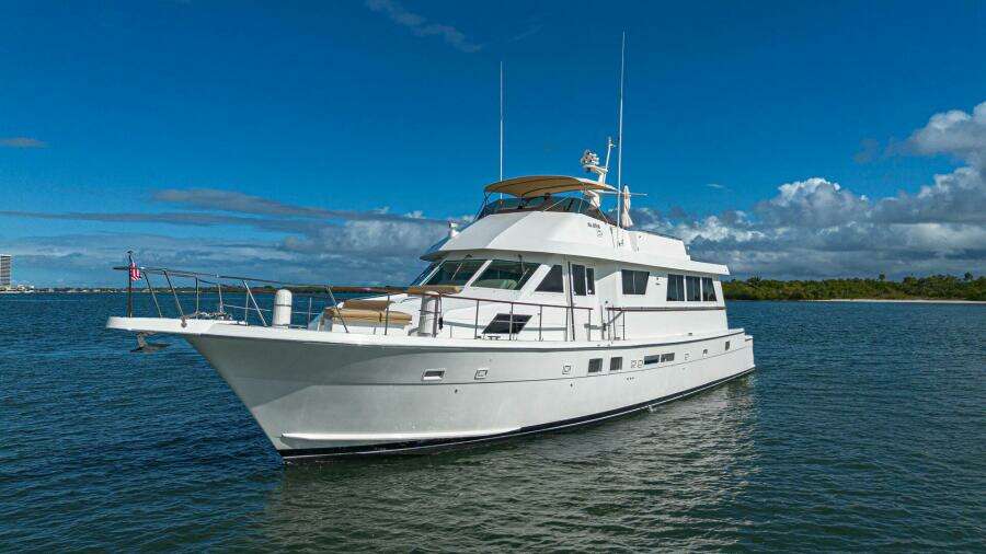 Sea Senor 78ft Hatteras Yacht For Sale