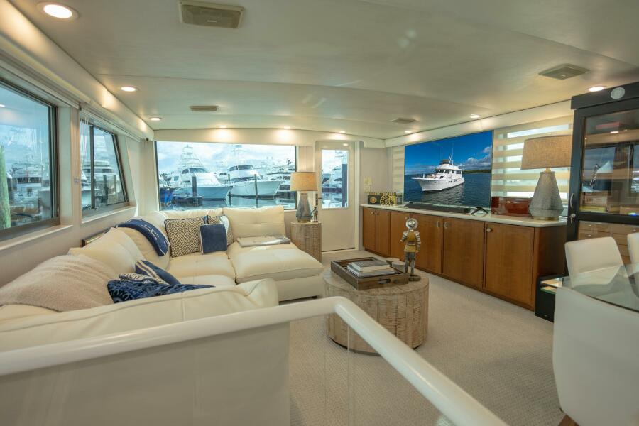 78' 1989 Hatteras Cockpit Motor Yacht