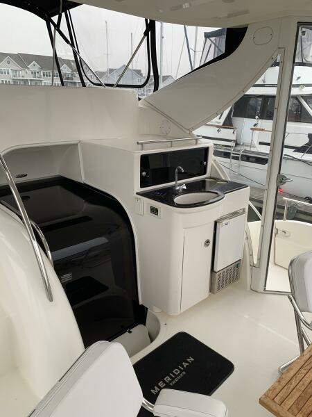 2007 Meridian 408