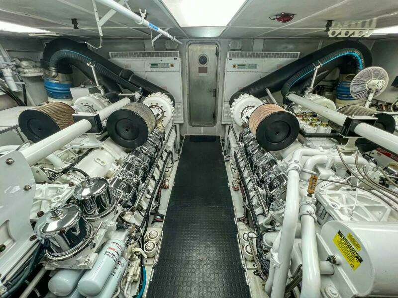 2002 Westport Westport 130