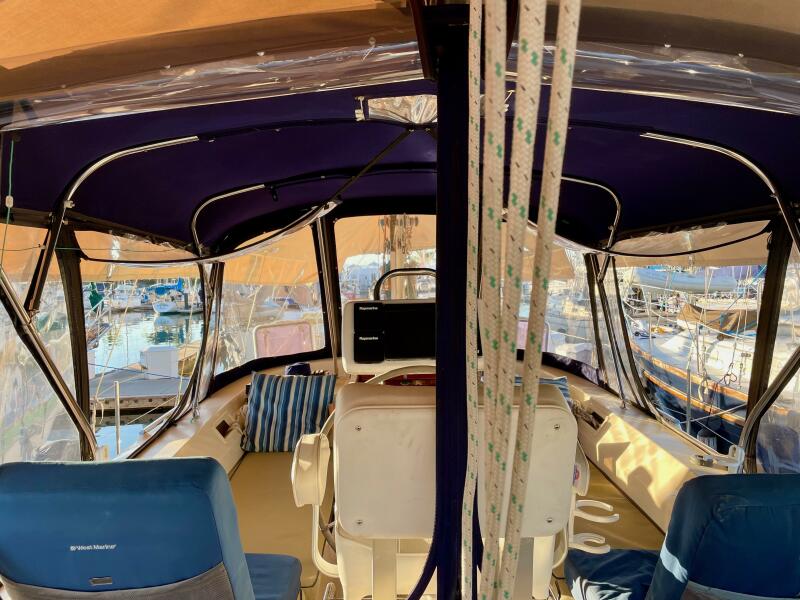 2005 Island Packet 485