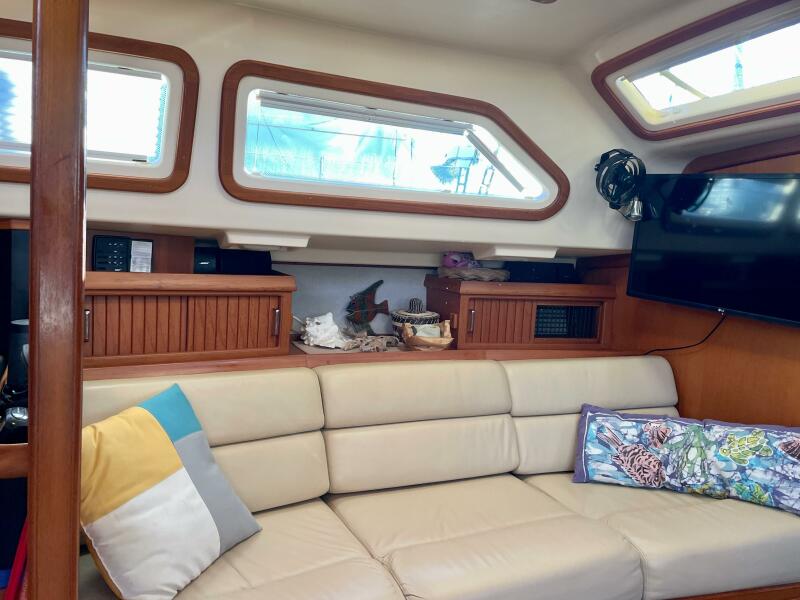 2005 Island Packet 485