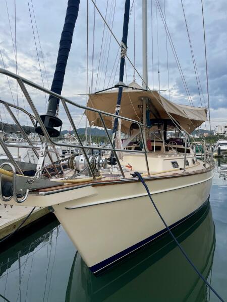 2005 Island Packet 485
