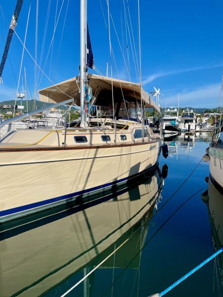 2005 Island Packet 485