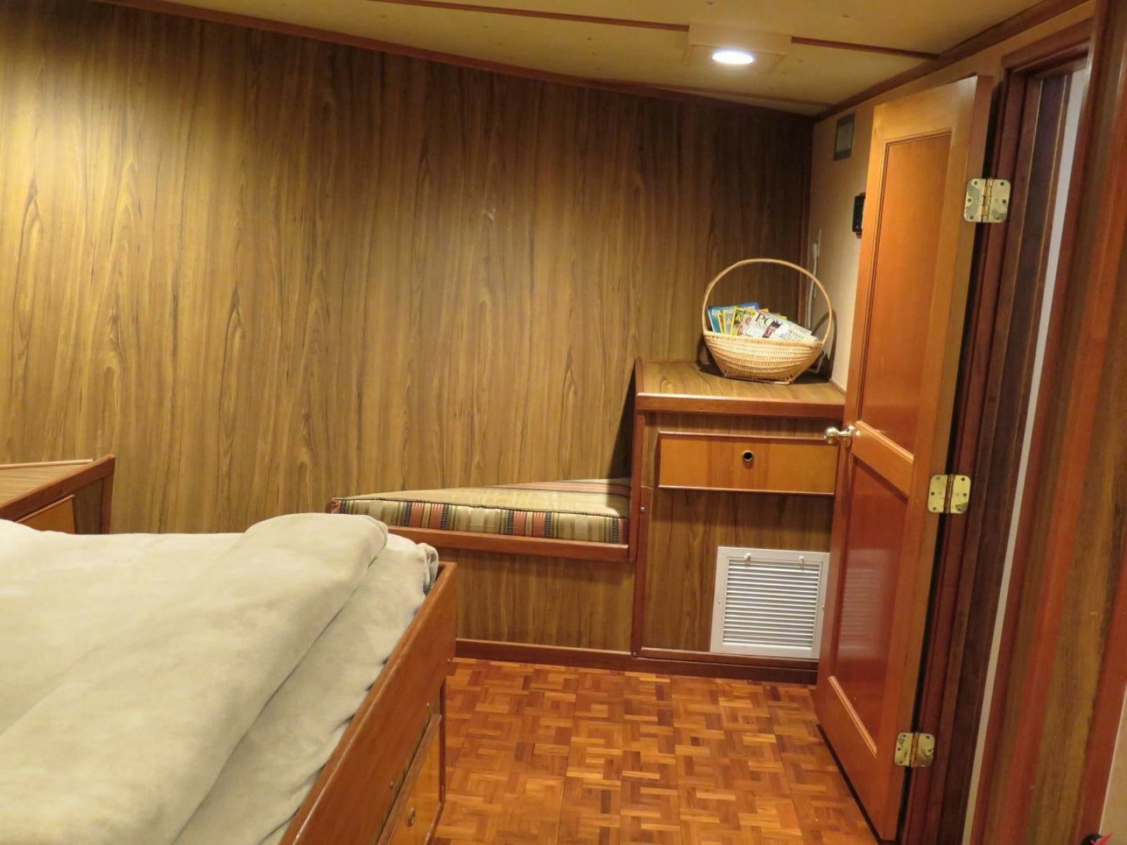WANDERER 71ft Custom Yacht For Sale