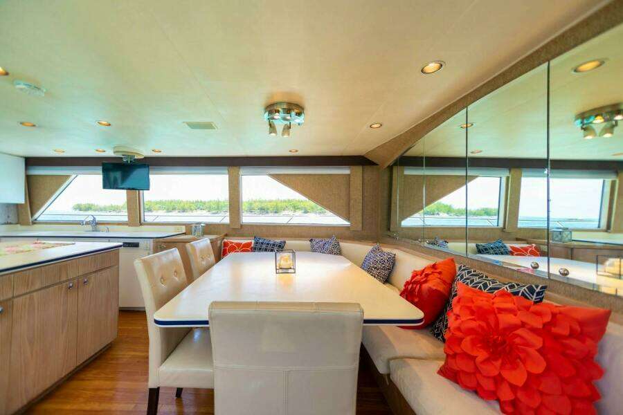 ISLAND TIME 110ft Broward Yacht For Sale