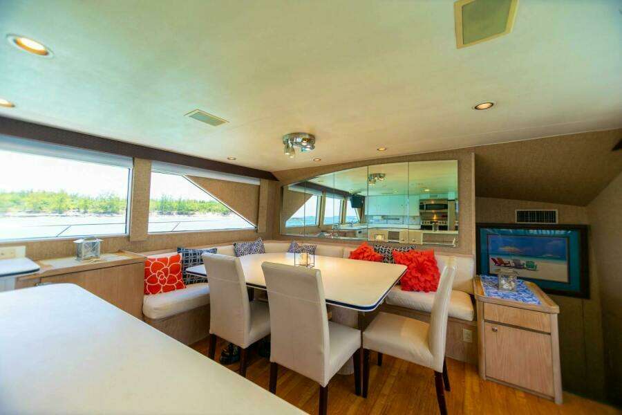 ISLAND TIME 110ft Broward Yacht For Sale