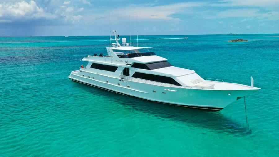 Photo of 1991 Broward 110'