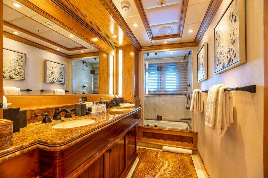 UNBRIDLED 191ft Trinity Yachts Yacht For Sale