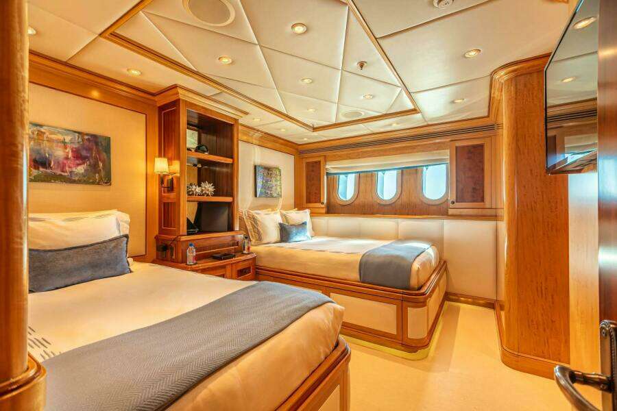 UNBRIDLED 191ft Trinity Yachts Yacht For Sale