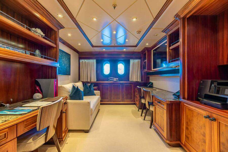 UNBRIDLED 191ft Trinity Yachts Yacht For Sale