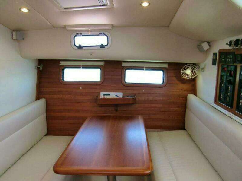 BARCODE 43ft MJM Yacht For Sale