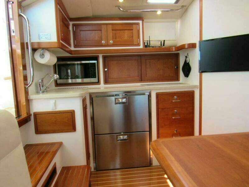 BARCODE 43ft MJM Yacht For Sale