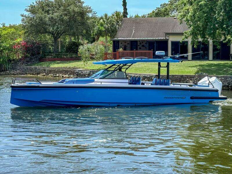 46ft Axopar Yacht For Sale