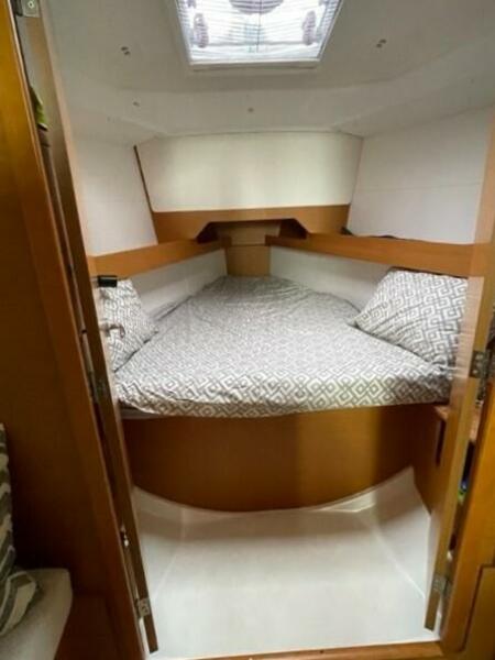 2015 Jeanneau 349