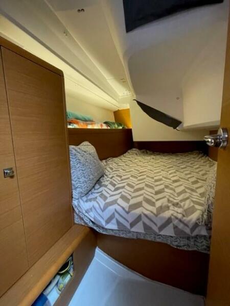 2015 Jeanneau 349