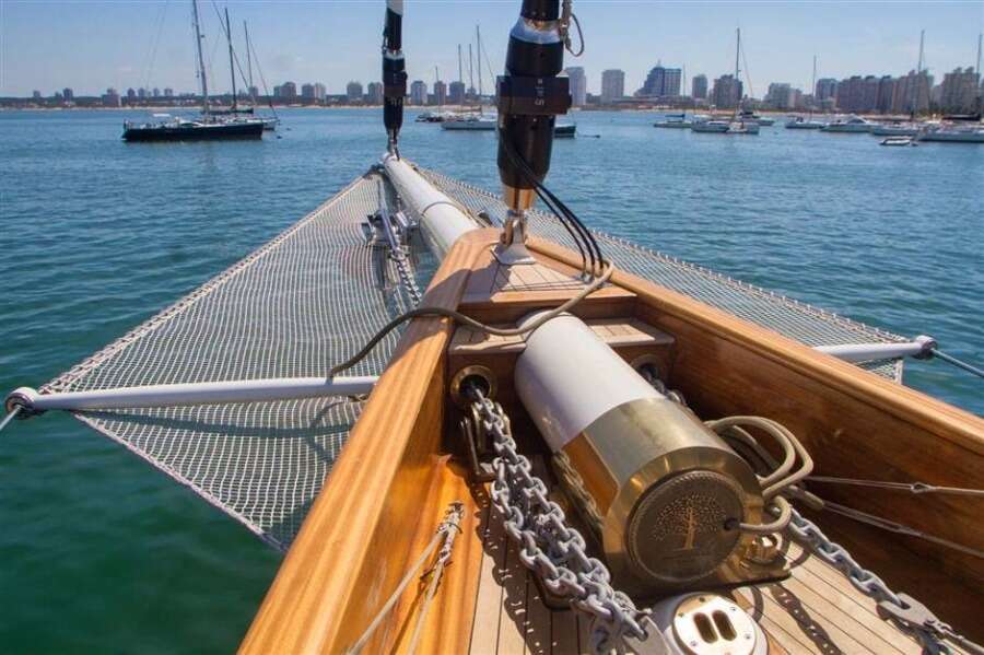 DONA FRANCISCA 172ft Astilleros Buquebus Yacht For Sale