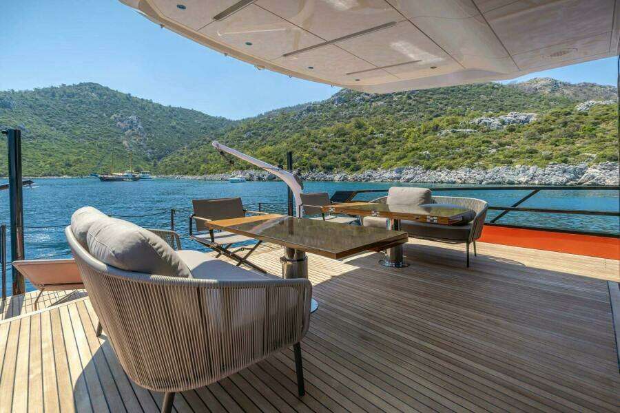 EDGE 85ft Sarp Yachts Yacht For Sale