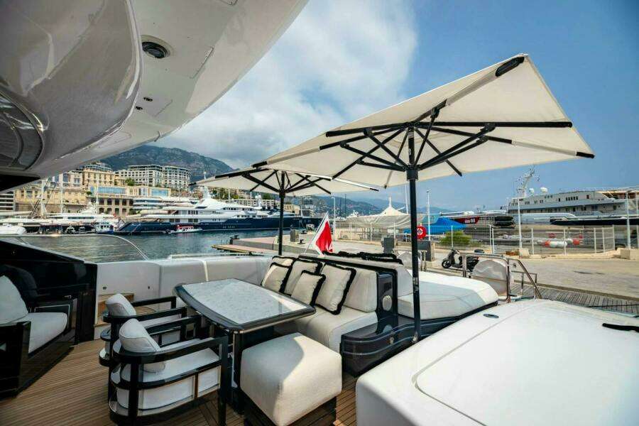 1K 109ft Overmarine Yacht For Sale