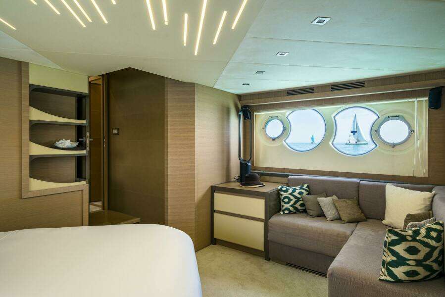 CRAZY DIAMOND 70ft Monte Carlo Yachts Yacht For Sale