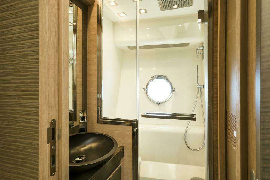 CRAZY DIAMOND 70ft Monte Carlo Yachts Yacht For Sale