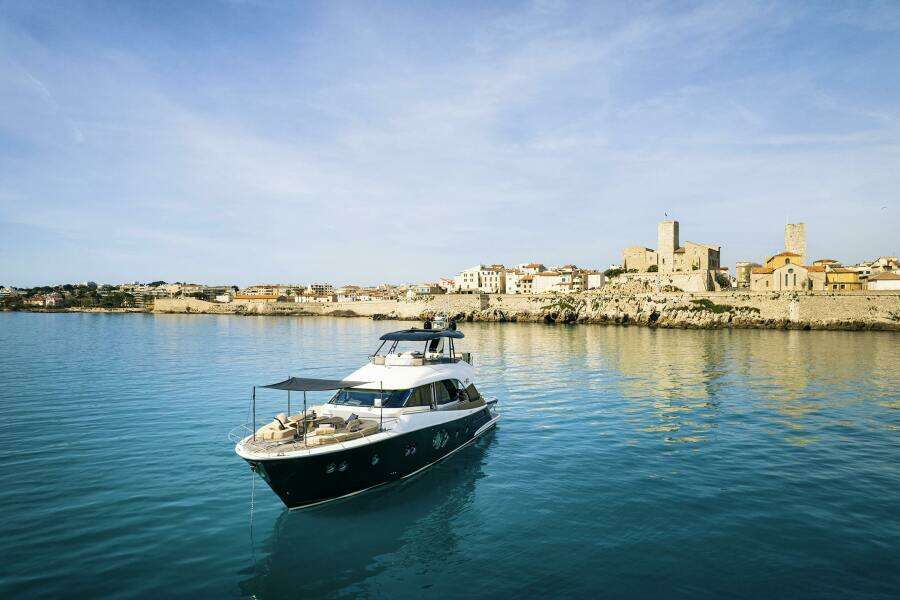 CRAZY DIAMOND 70ft Monte Carlo Yachts Yacht For Sale