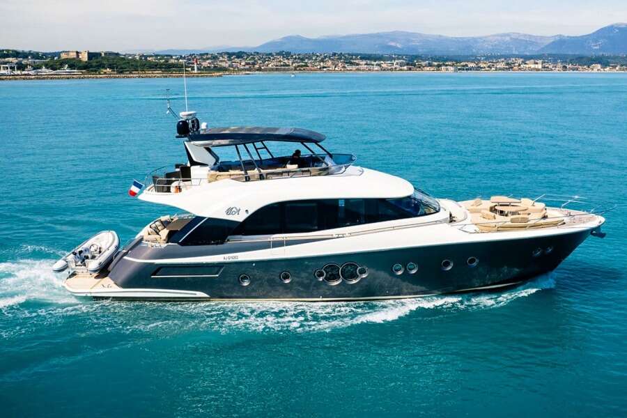 CRAZY DIAMOND 70ft Monte Carlo Yachts Yacht For Sale
