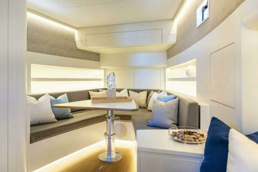 CANTIERI DI PISA TENDER 50 50ft Cantieri di Pisa Yacht For Sale