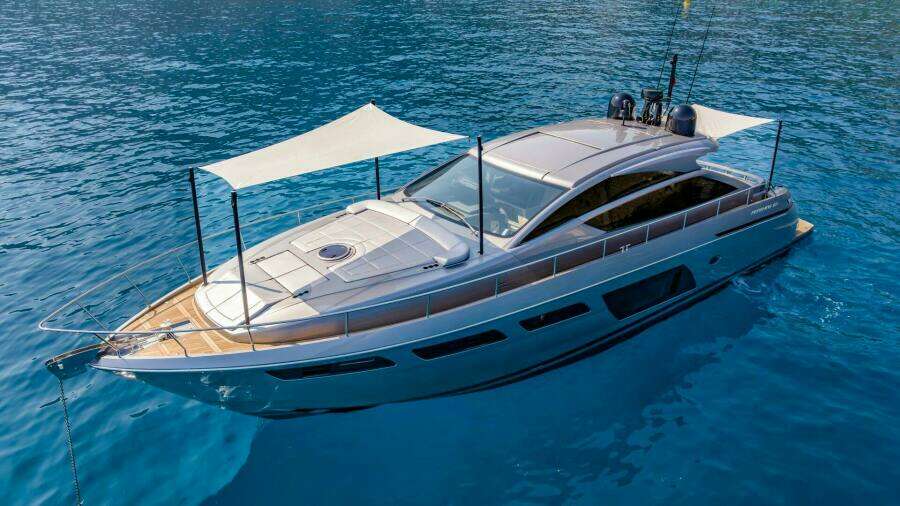 SILVER MISSILE 62ft Pershing Yacht For Sale