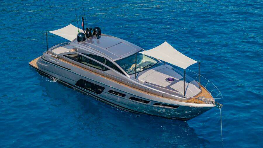 SILVER MISSILE 62ft Pershing Yacht For Sale