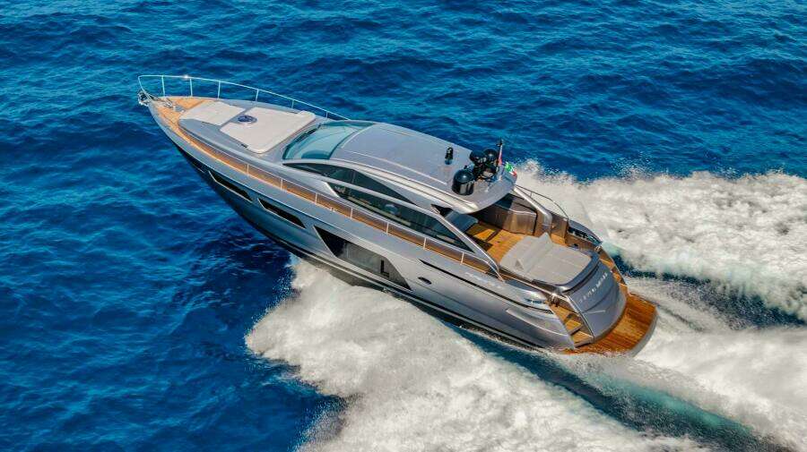 SILVER MISSILE 62ft Pershing Yacht For Sale