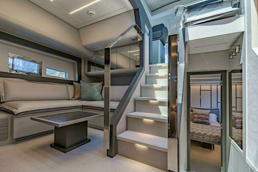 SILVER MISSILE 62ft Pershing Yacht For Sale