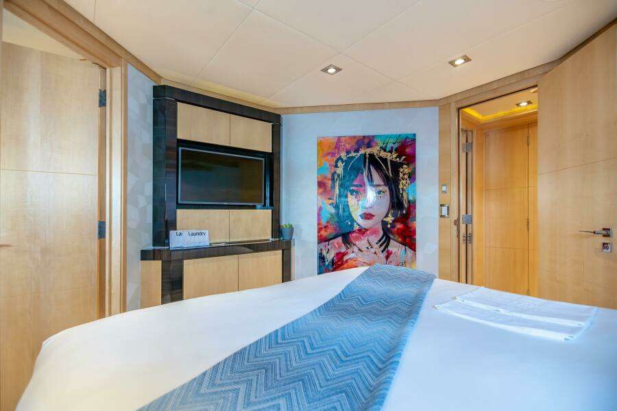 KJOS 124ft Palmer Johnson Yacht For Sale