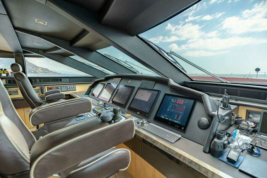 KJOS 124ft Palmer Johnson Yacht For Sale