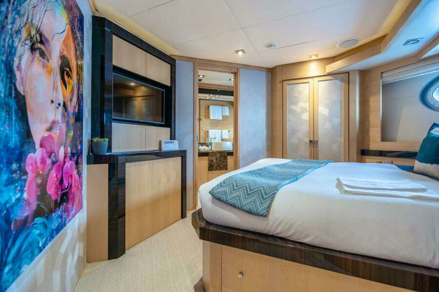 KJOS 124ft Palmer Johnson Yacht For Sale