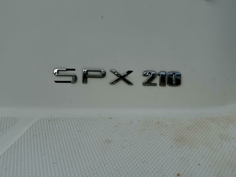 2017 Sea Ray 210 SPX Outboard
