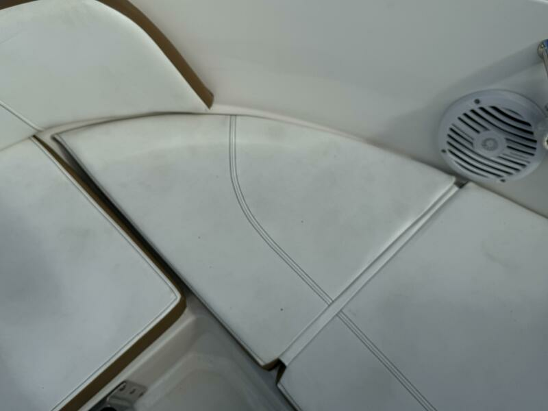 2017 Sea Ray 210 SPX Outboard