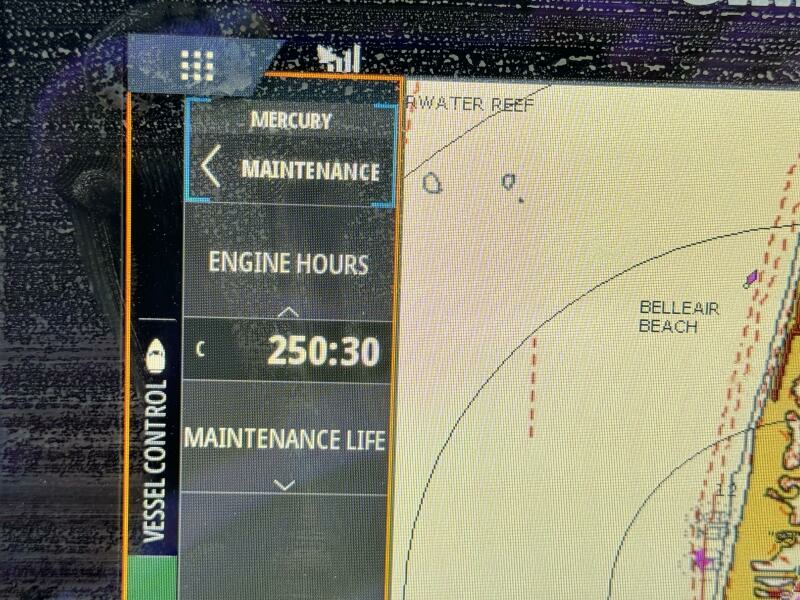 2017 Sea Ray 210 SPX Outboard