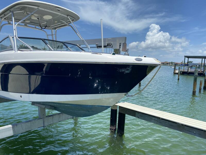 2011 Robalo 