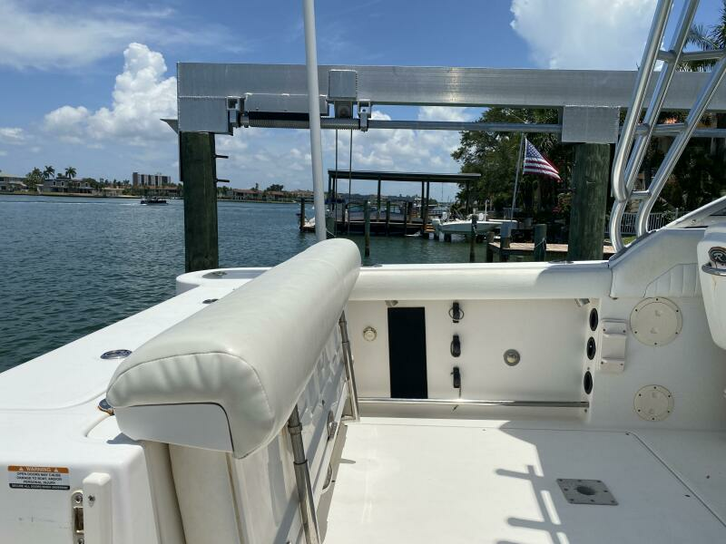 2011 Robalo 