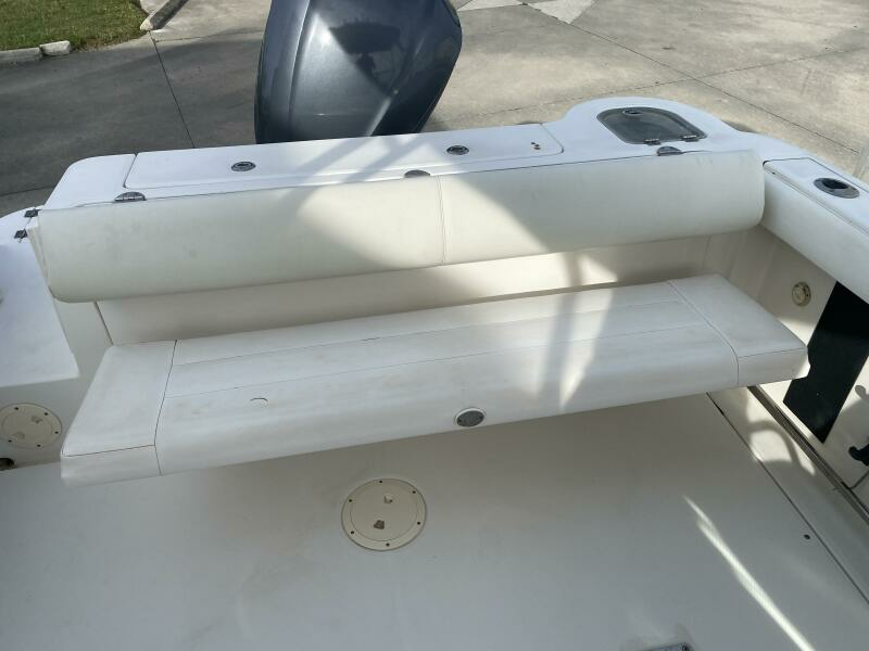 2011 Robalo 