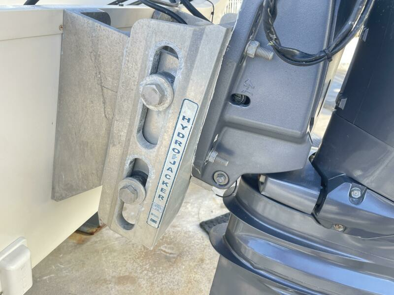 2014 Carolina Skiff 258 DLV