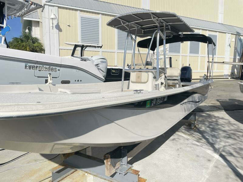 2014 Carolina Skiff 258 DLV