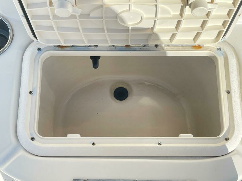 2014 Carolina Skiff 258 DLV